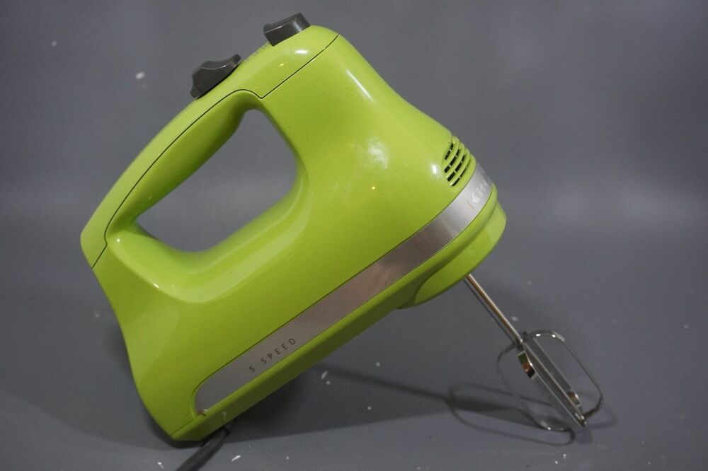 KitchenAid Hand Mixer 5 Speed Lime Green Retro Discontinued Color KHM512GA
